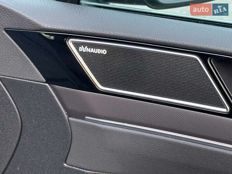 Седан Volkswagen Passat 2018 в Чернівцях