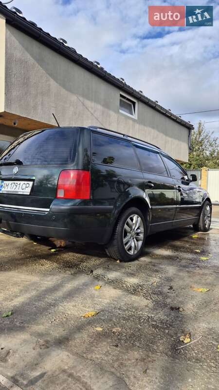 Універсал Volkswagen Passat 1998 в Обухові