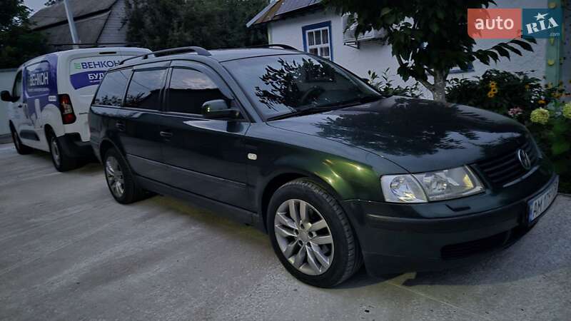Універсал Volkswagen Passat 1998 в Обухові