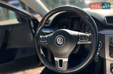 Універсал Volkswagen Passat 2011 в  фото 14 Універсал Volkswagen Passat 2011 в