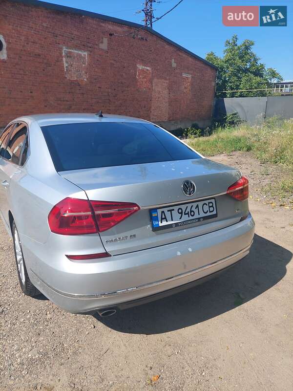 Седан Volkswagen Passat 2016 в Івано-Франківську