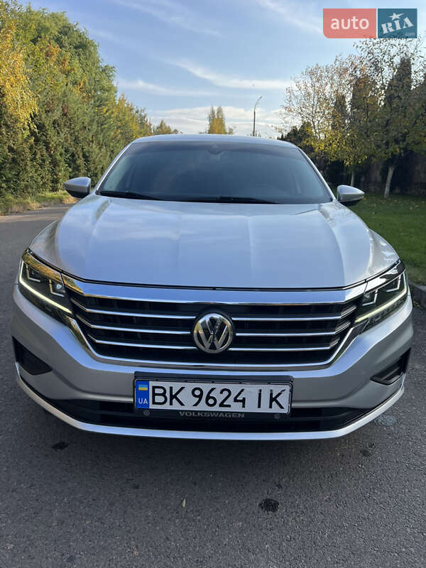 Седан Volkswagen Passat 2020 в Рівному фото 4 Седан Volkswagen Passat 2020 в Рівному