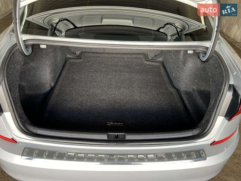 Седан Volkswagen Passat 2020 в Рівному фото 33 Седан Volkswagen Passat 2020 в Рівному