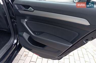 Седан Volkswagen Passat 2019 в 