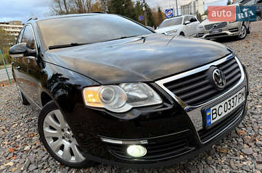 Универсал Volkswagen Passat 2010 в 