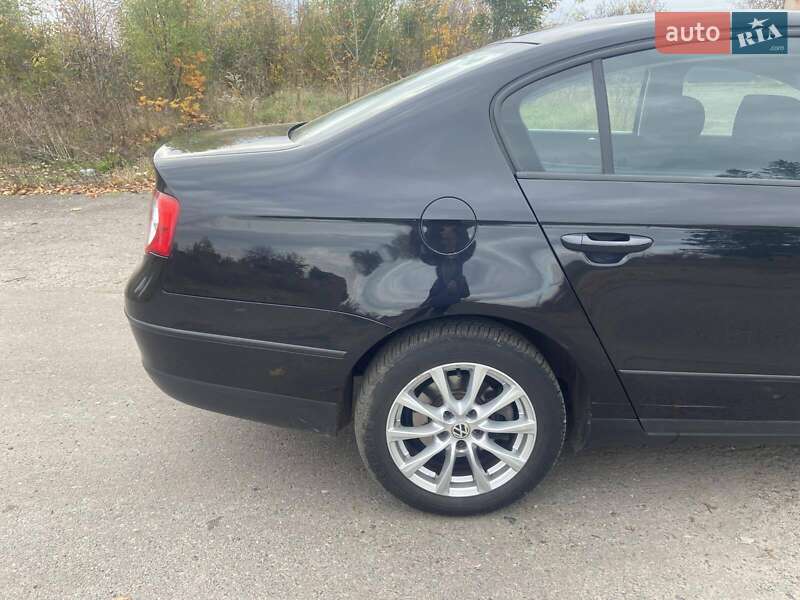 Седан Volkswagen Passat 2006 в Луцке фото 17 Седан Volkswagen Passat 2006 в Луцке
