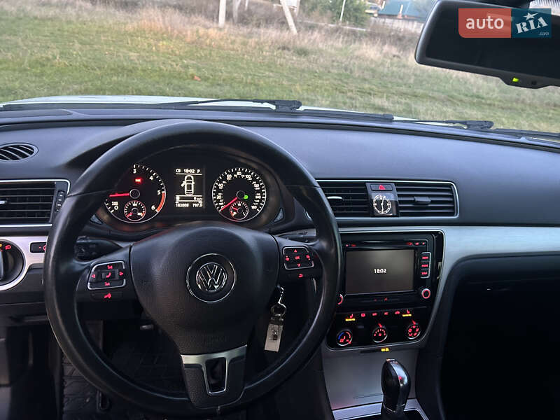 Седан Volkswagen Passat 2013 в Новоукраинке фото 14 Седан Volkswagen Passat 2013 в Новоукраинке
