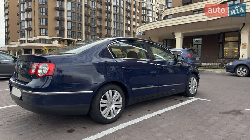 Седан Volkswagen Passat 2009 в Києві