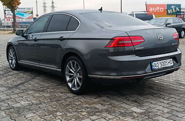 Седан Volkswagen Passat 2015 в  фото 5 Седан Volkswagen Passat 2015 в