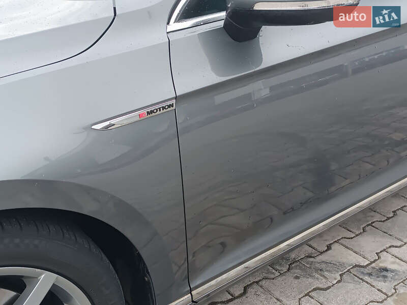 Седан Volkswagen Passat 2015 в Хусті фото 12 Седан Volkswagen Passat 2015 в Хусті