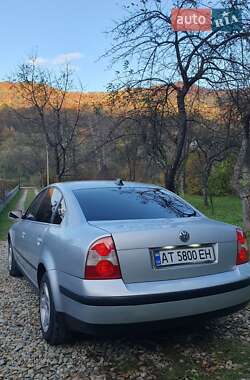 Седан Volkswagen Passat 2003 в  фото 3 Седан Volkswagen Passat 2003 в