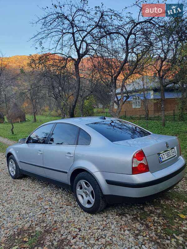 Седан Volkswagen Passat 2003 в Косове