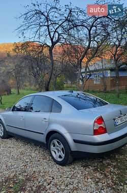 Седан Volkswagen Passat 2003 в  фото 22 Седан Volkswagen Passat 2003 в