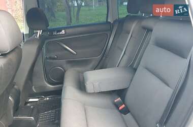 Седан Volkswagen Passat 2003 в  фото 28 Седан Volkswagen Passat 2003 в