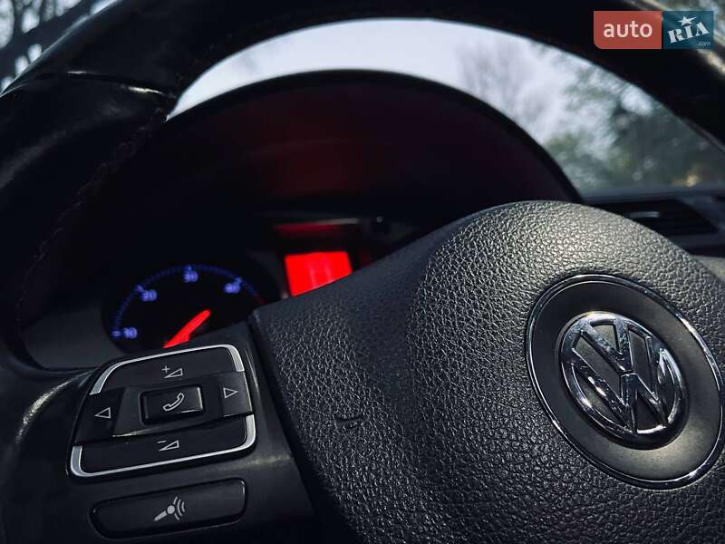 Універсал Volkswagen Passat 2007 в Миколаєві