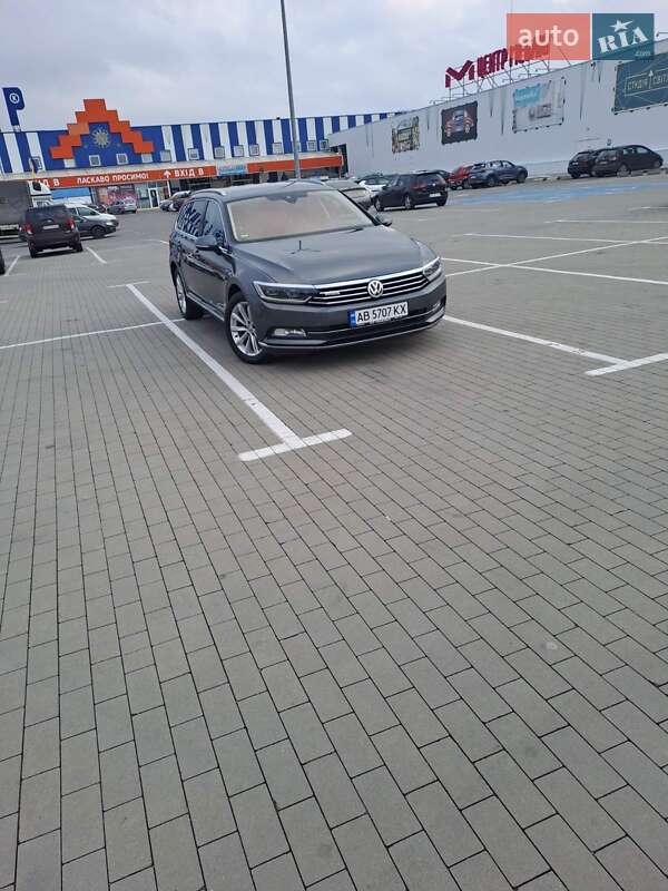 Універсал Volkswagen Passat 2016 в Вінниці