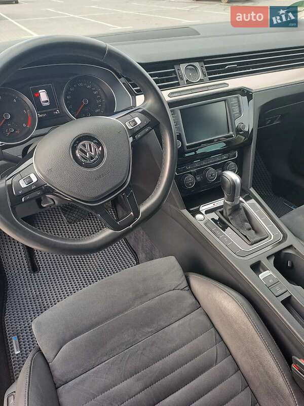 Універсал Volkswagen Passat 2016 в Вінниці