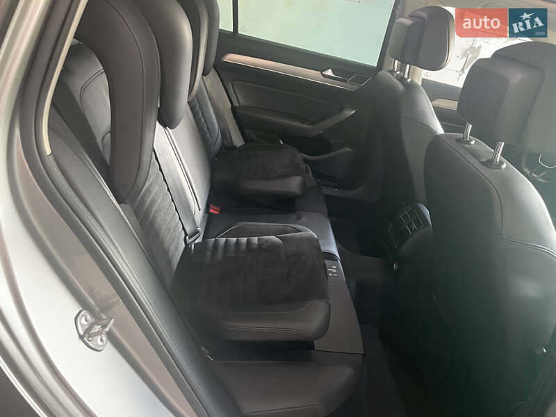 Универсал Volkswagen Passat 2017 в Одессе