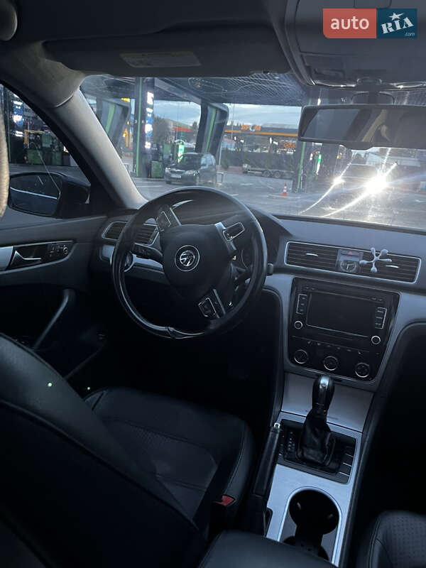 Седан Volkswagen Passat 2013 в Тернополе фото 14 Седан Volkswagen Passat 2013 в Тернополе