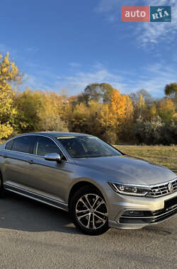 Седан Volkswagen Passat 2018 в 