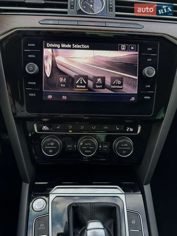 Седан Volkswagen Passat 2018 в Дніпрі