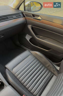 Седан Volkswagen Passat 2018 в 