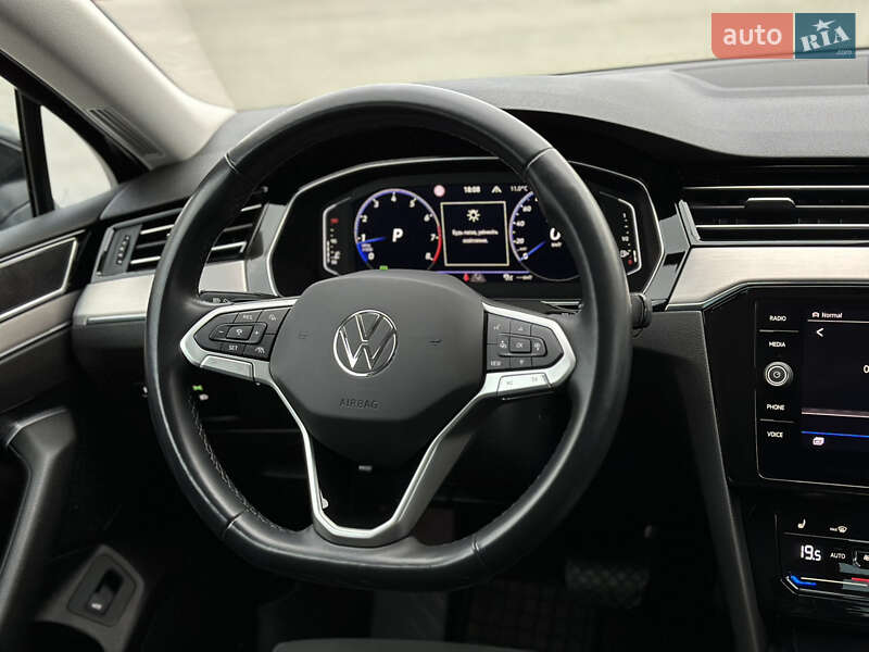 Седан Volkswagen Passat 2021 в Ровно фото 51 Седан Volkswagen Passat 2021 в Ровно