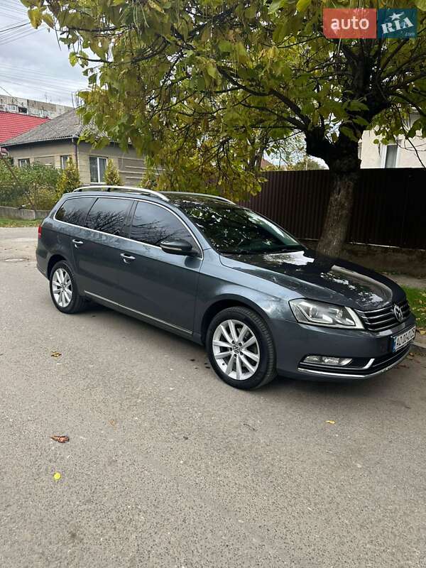 Универсал Volkswagen Passat 2012 в Ужгороде фото 9 Универсал Volkswagen Passat 2012 в Ужгороде