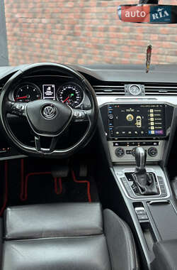 Седан Volkswagen Passat 2018 в 