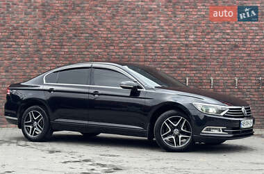 Седан Volkswagen Passat 2018 в 