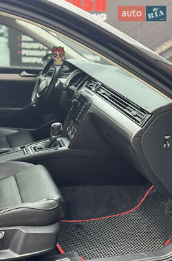 Седан Volkswagen Passat 2018 в 