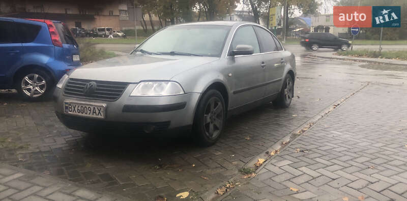 Седан Volkswagen Passat 2001 в  фото Седан Volkswagen Passat 2001 в