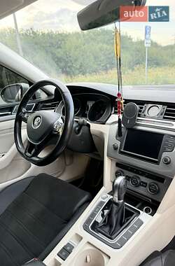 Универсал Volkswagen Passat 2017 в 