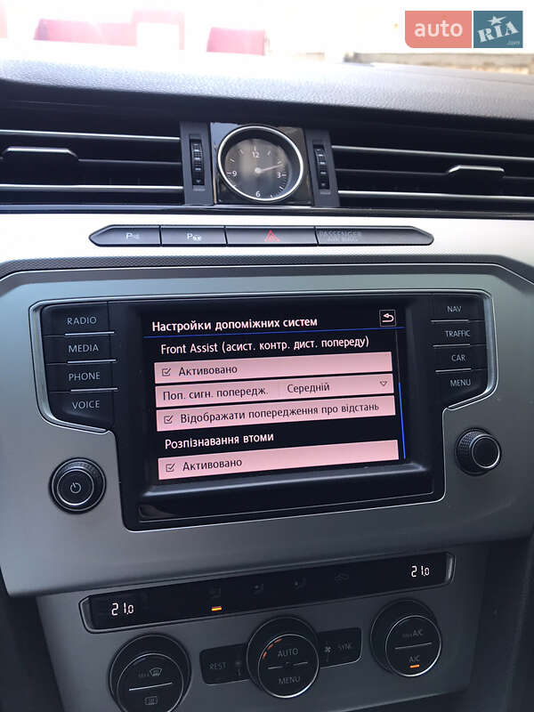 Универсал Volkswagen Passat 2017 в Тернополе фото 16 Универсал Volkswagen Passat 2017 в Тернополе