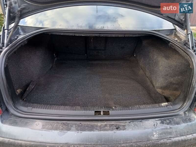 Седан Volkswagen Passat 2000 в Снятине фото 15 Седан Volkswagen Passat 2000 в Снятине