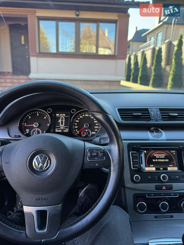 Универсал Volkswagen Passat 2011 в Черновцах фото 12 Универсал Volkswagen Passat 2011 в Черновцах