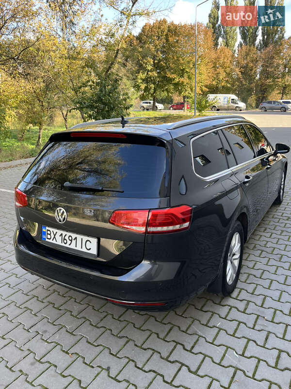 Универсал Volkswagen Passat 2019 в Хмельницком