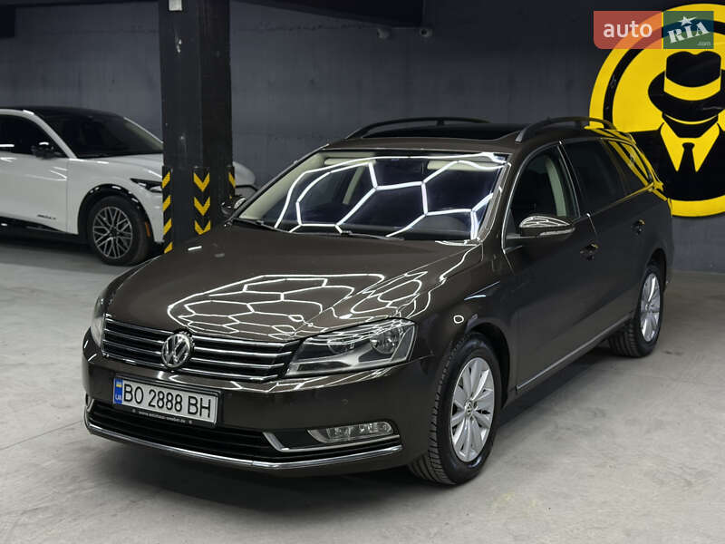 Універсал Volkswagen Passat 2012 в Чернівцях фото 4 Універсал Volkswagen Passat 2012 в Чернівцях
