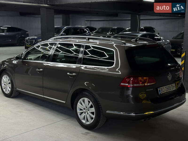Універсал Volkswagen Passat 2012 в Чернівцях фото 8 Універсал Volkswagen Passat 2012 в Чернівцях