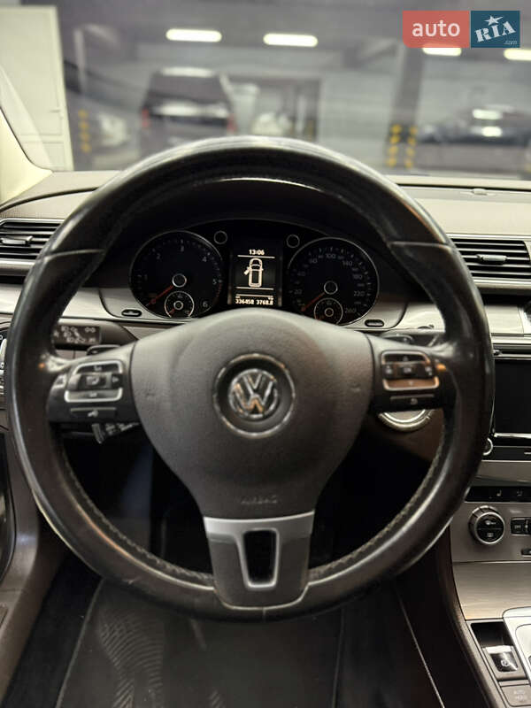 Універсал Volkswagen Passat 2012 в Чернівцях фото 15 Універсал Volkswagen Passat 2012 в Чернівцях