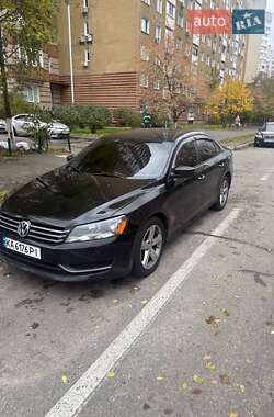 Седан Volkswagen Passat 2013 в Киеве