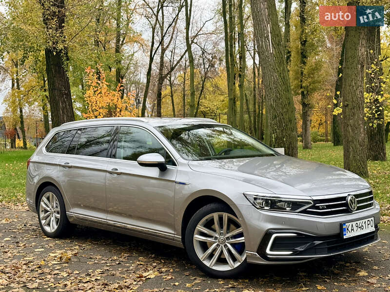 Универсал Volkswagen Passat 2020 в Киеве фото 4 Универсал Volkswagen Passat 2020 в Киеве