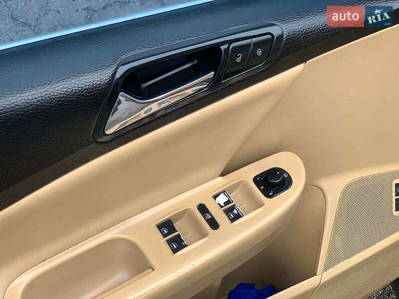 Седан Volkswagen Passat 2007 в Вінниці