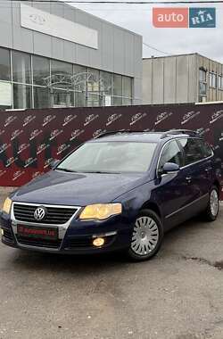 Универсал Volkswagen Passat 2009 в Сумах