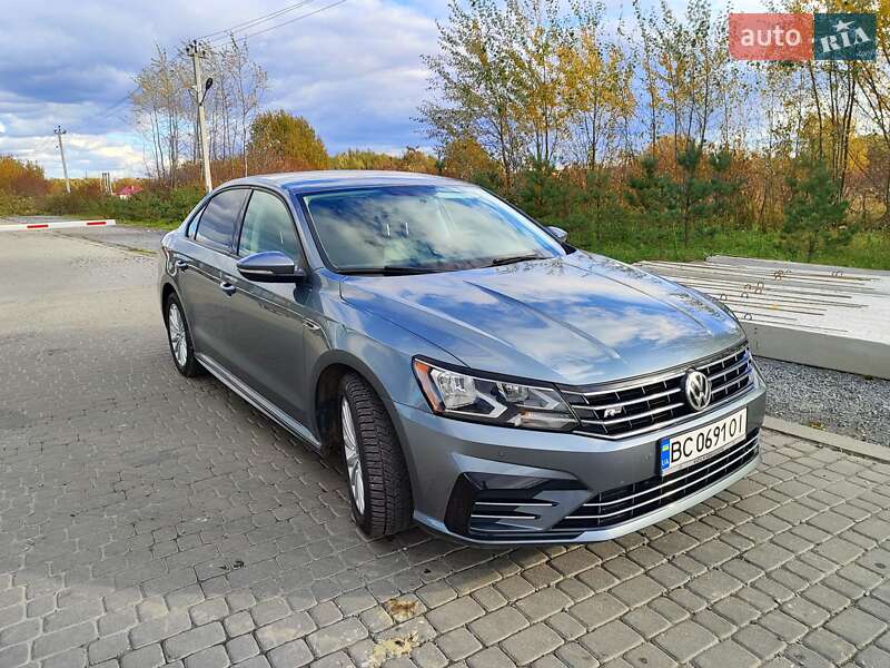 Седан Volkswagen Passat 2017 в Львове фото Седан Volkswagen Passat 2017 в Львове