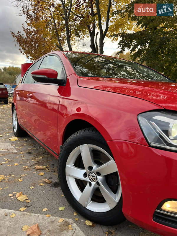 Седан Volkswagen Passat 2013 в Львове фото 6 Седан Volkswagen Passat 2013 в Львове