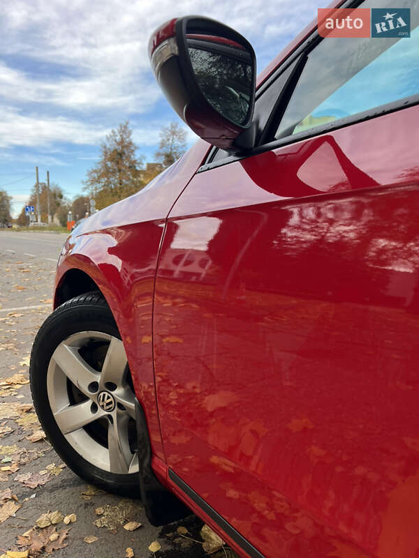 Седан Volkswagen Passat 2013 в Львове фото 12 Седан Volkswagen Passat 2013 в Львове