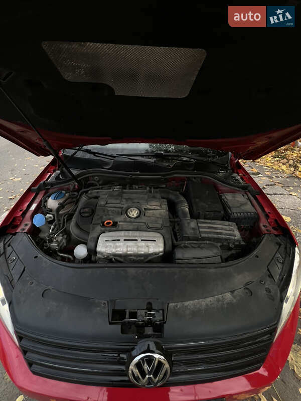 Седан Volkswagen Passat 2013 в Львове фото 26 Седан Volkswagen Passat 2013 в Львове