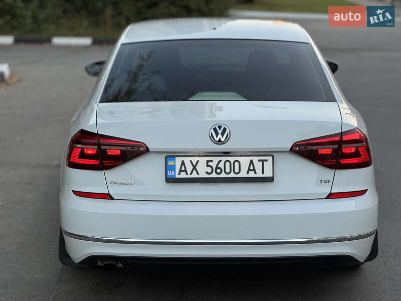 Седан Volkswagen Passat 2018 в Харькове