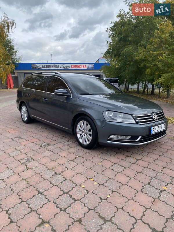 Volkswagen Passat 2011